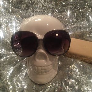 Chloe Oversized Sunglasses CE721SAD 😎